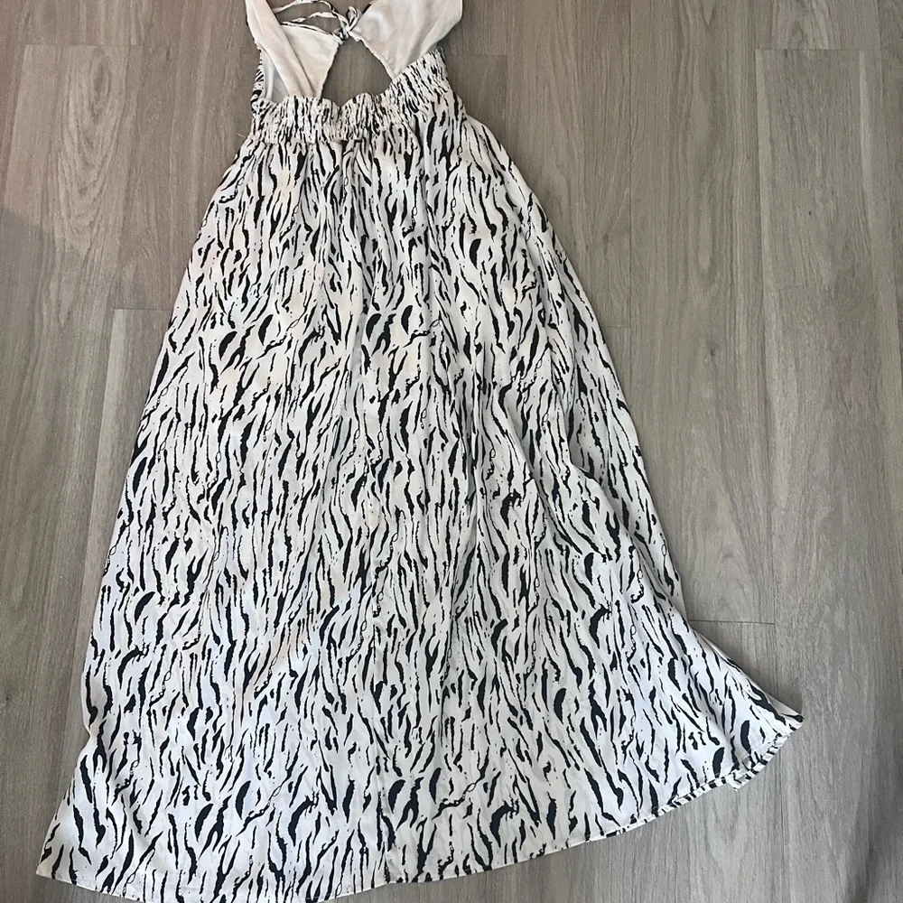 Zebra Print Maxi Cutout Halter Dress Size Medium - Picture 7 of 16